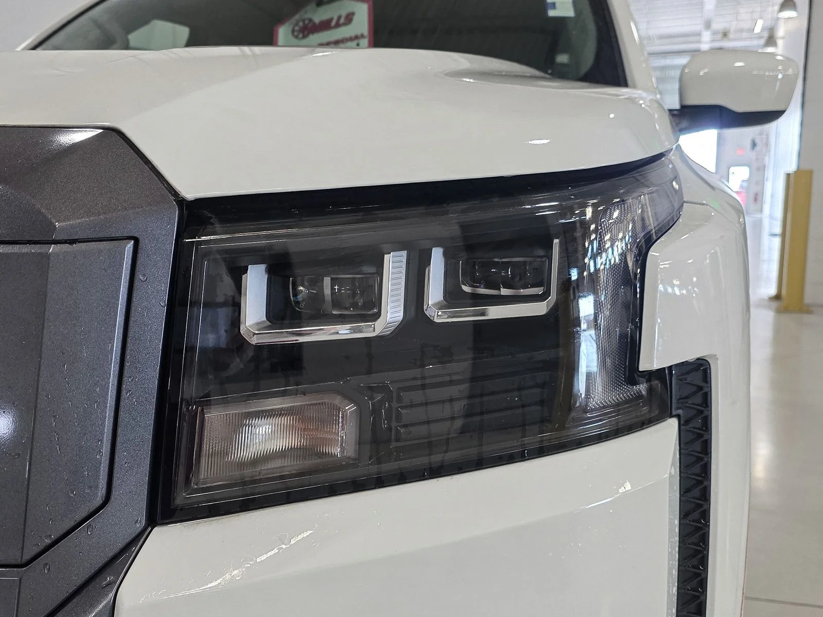 2026 Nissan Frontier SV - Photo 14
