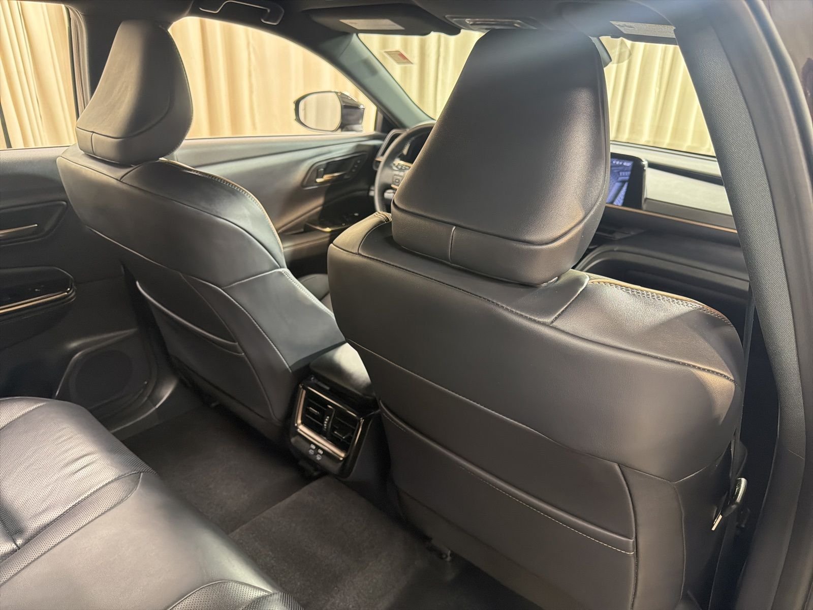 Used 2025 Black Toyota XLE image 39