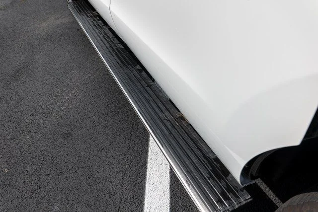 Used 2021 White Metallic Ford Platinum image 13