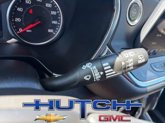 Used 2025 Summit White Chevrolet 2LT image 28