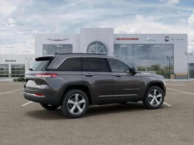 New 2026 Baltic Gray Metallic Clear-Coat Exterior Paint Jeep Limited image 108