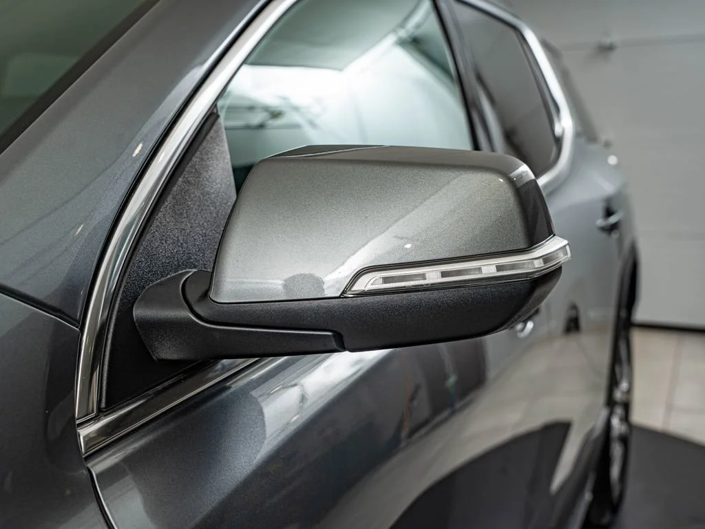 Used 2020 Satin Steel Metallic GMC SLT image 9