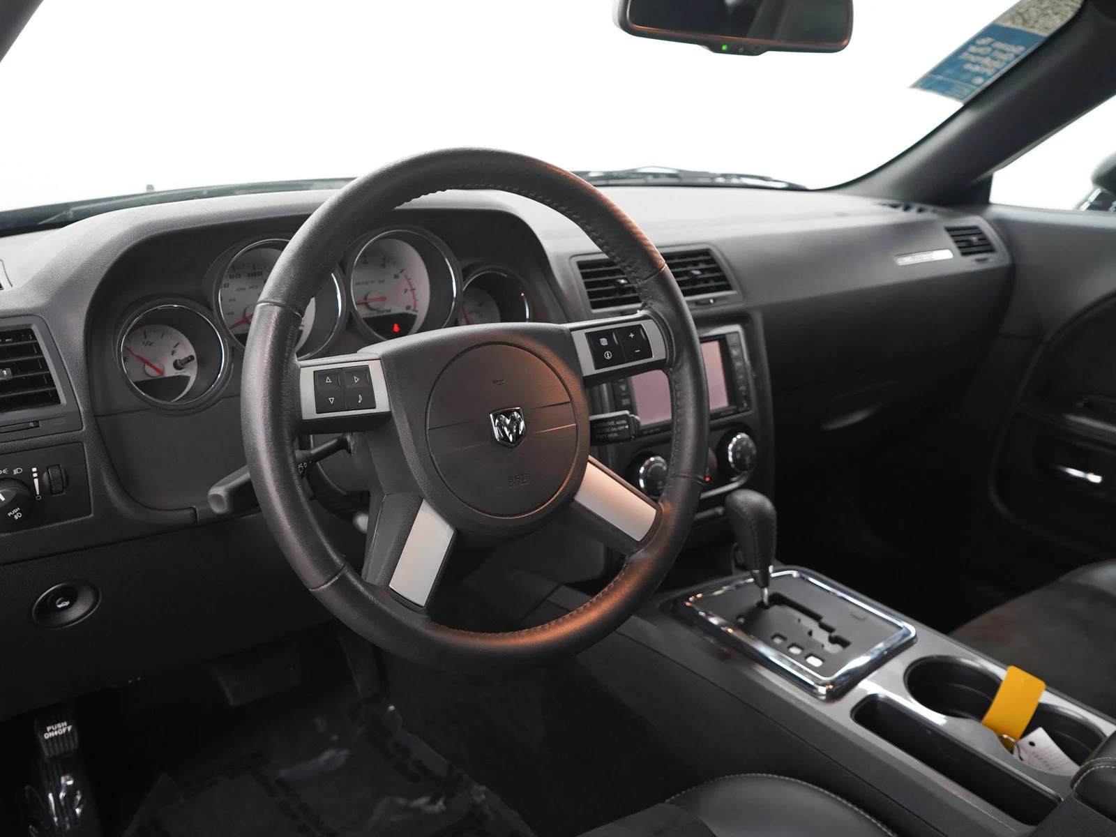 Used 2008 Brilliant Black Crystal Pearlcoat Dodge SRT8 image 22