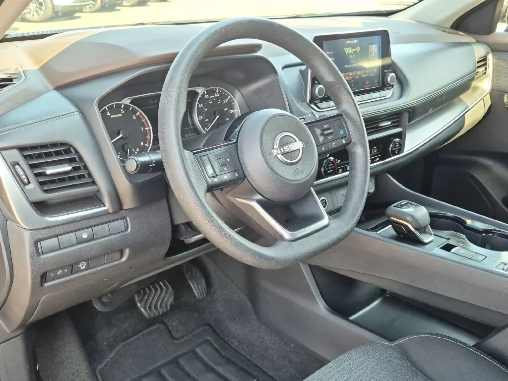 Used 2023 Black Nissan SV image 34
