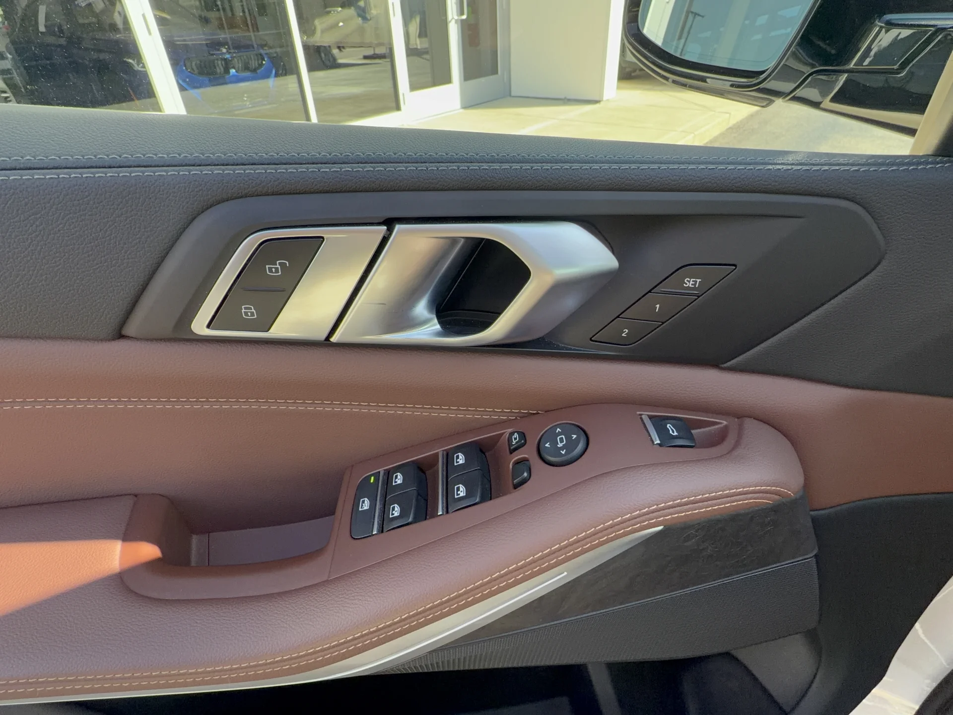 Used 2022 Alpine White BMW xDrive40i image 11