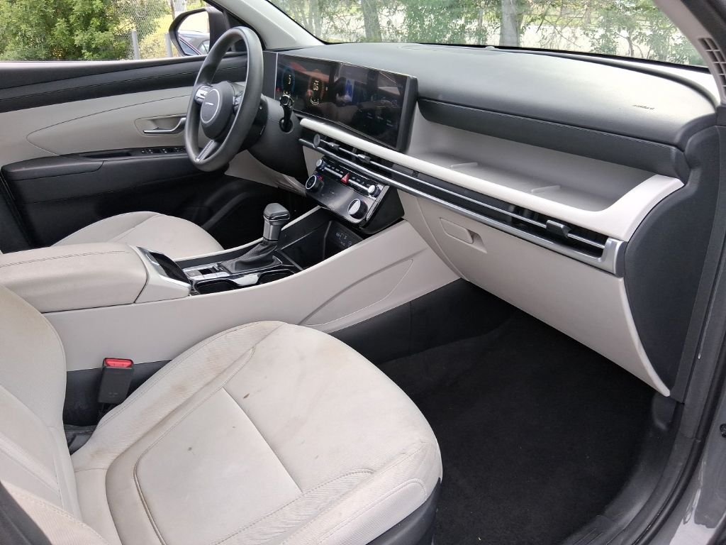 Used 2025 Gray Hyundai SEL image 15