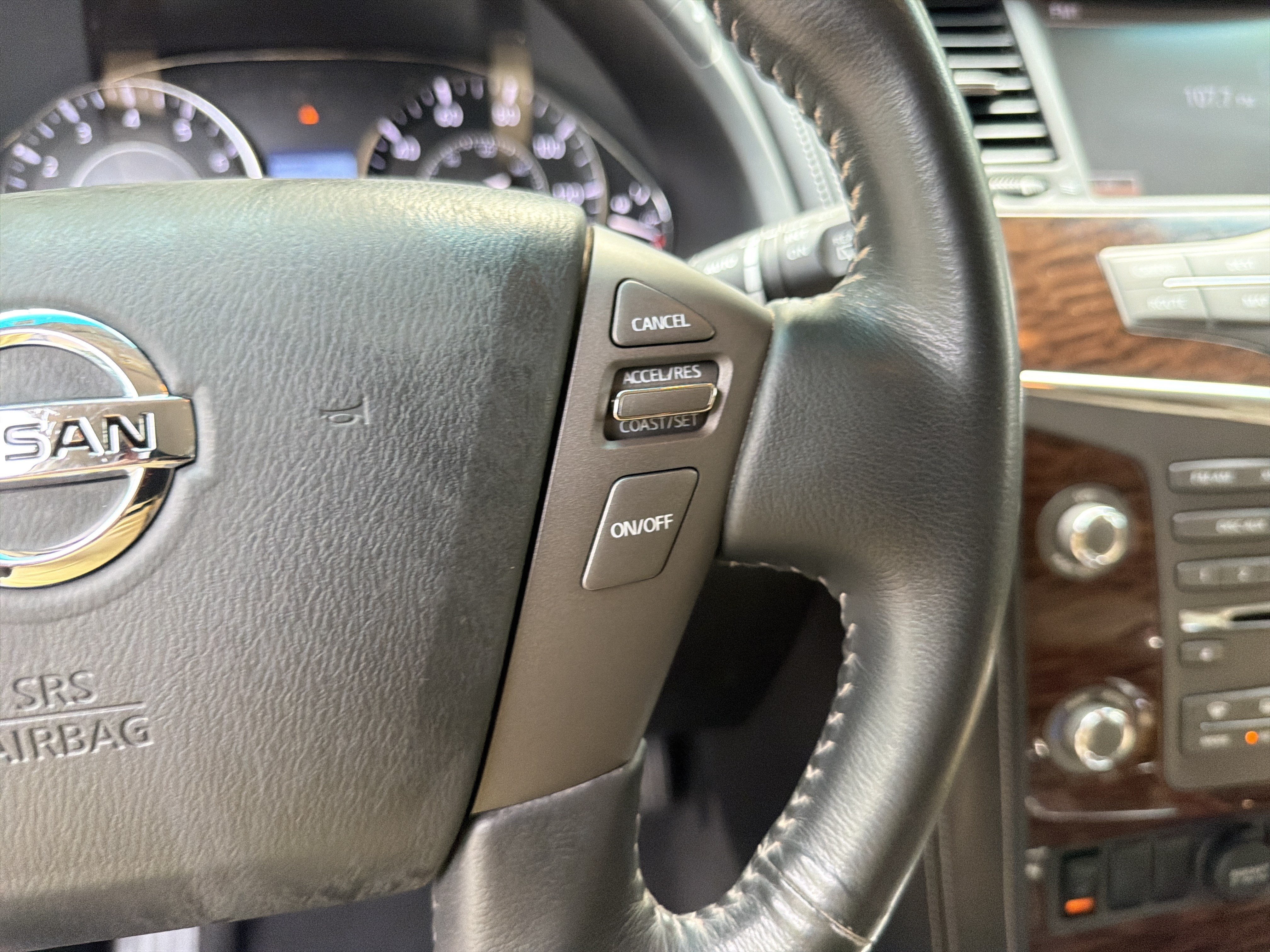 Used 2017 Pearl White Nissan SL image 26