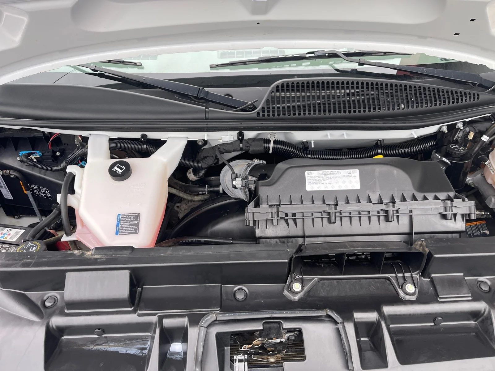 2023 Chevrolet Express Passenger LS - Photo 11