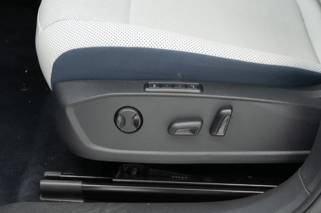 2025 Volkswagen ID.4 PRO S - Photo 17