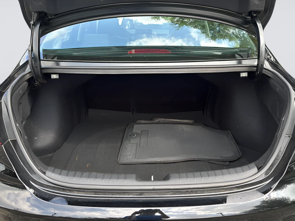 Used 2024 Black Kia LXS image 34