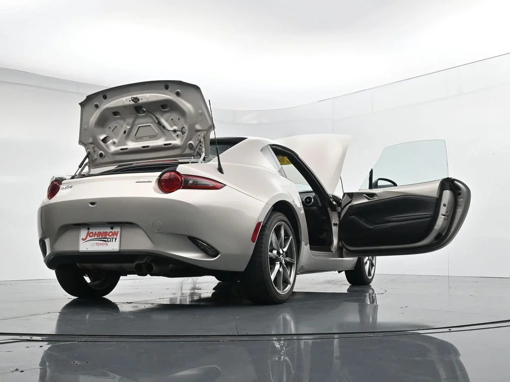 Used 2022 Silver Mazda Grand Touring image 39