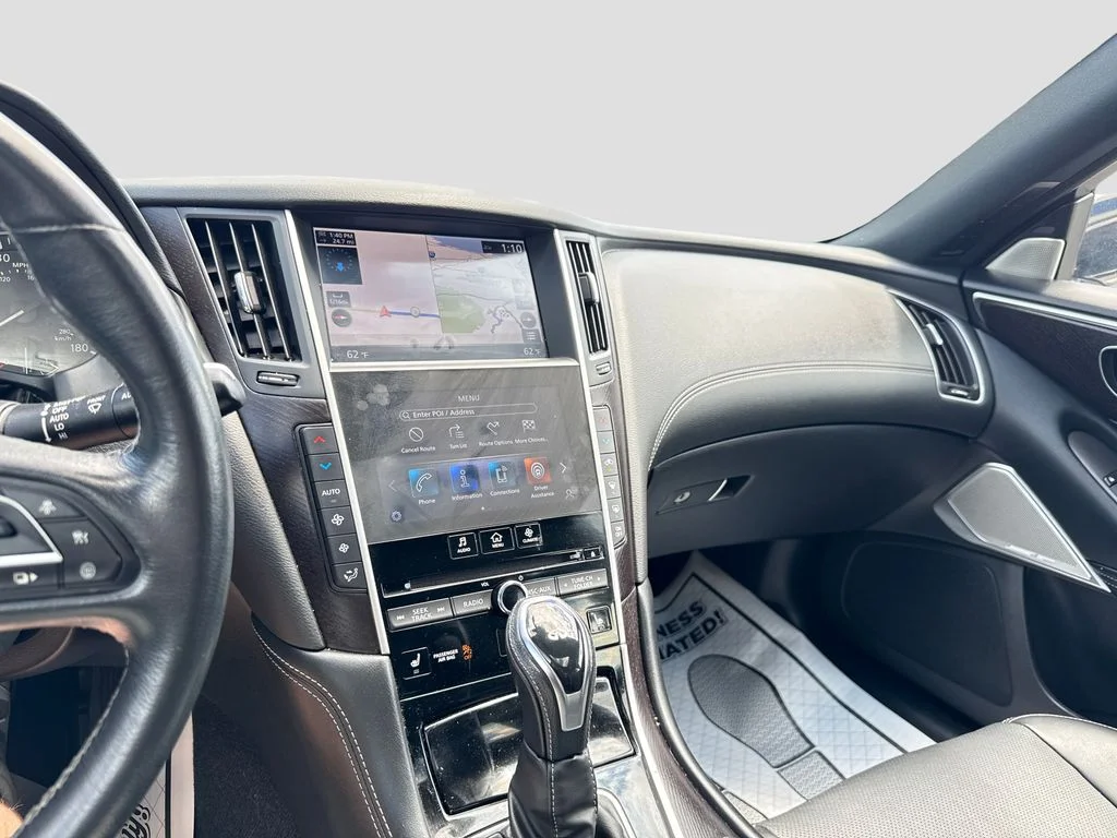 Used 2022 White INFINITI SENSORY image 21