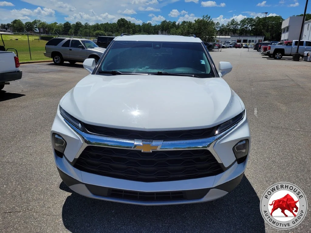 Used 2024 White Chevrolet LT image 10