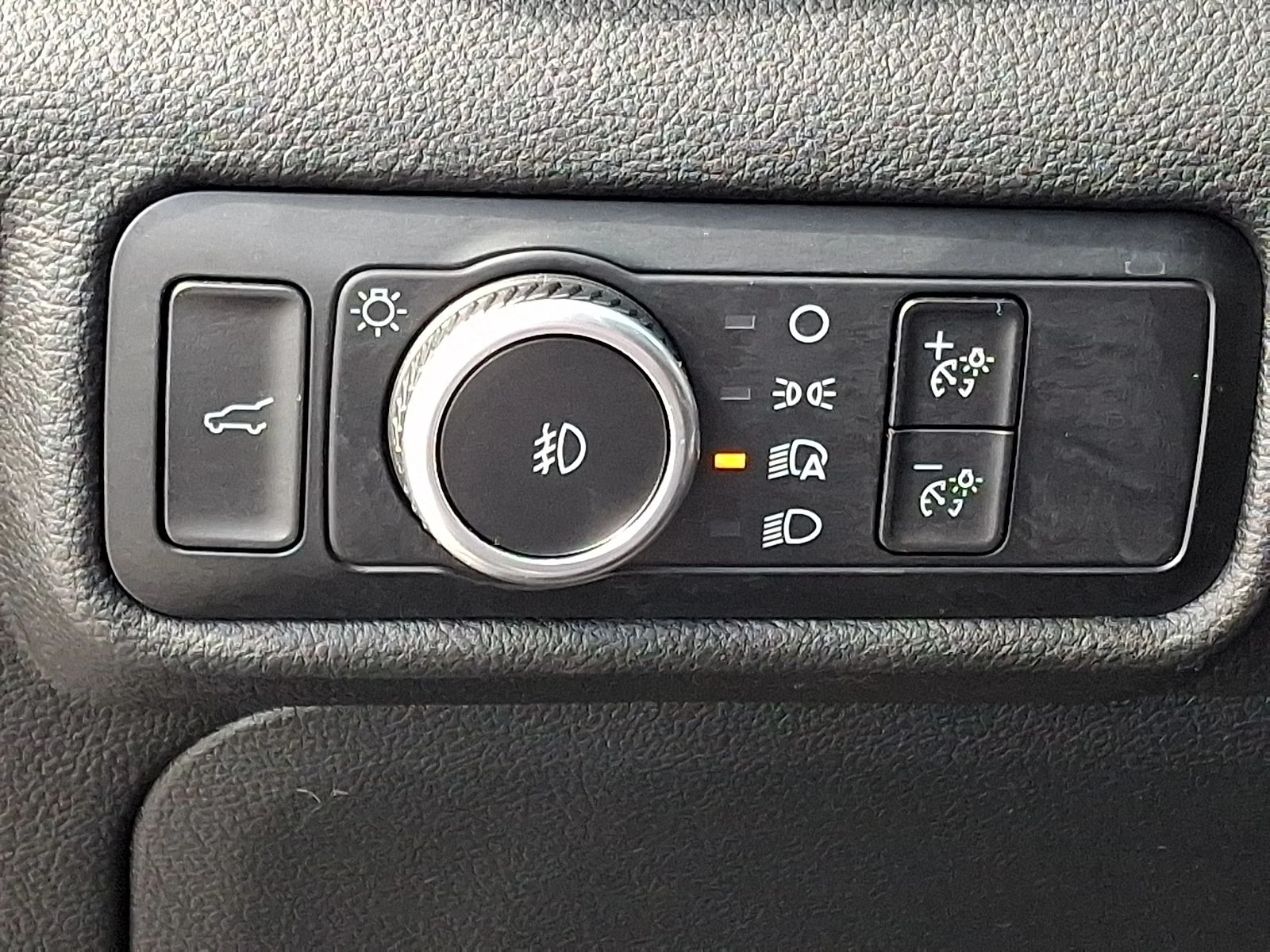 Used 2023 White Ford XLT image 25