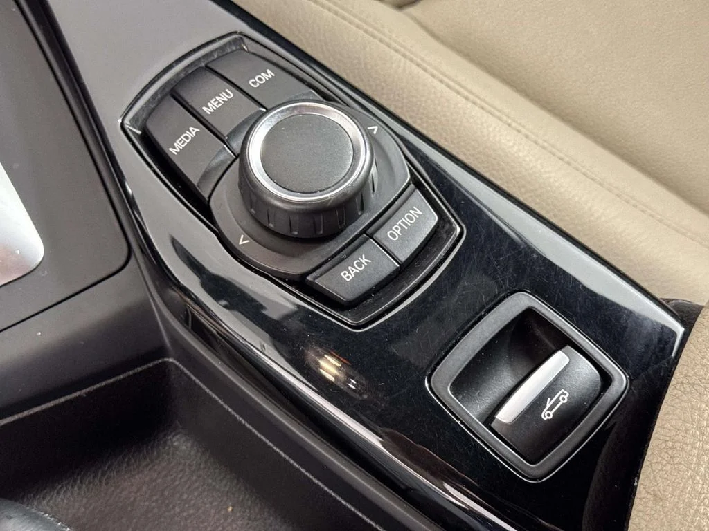 Used 2019 White BMW 230i xDrive image 32