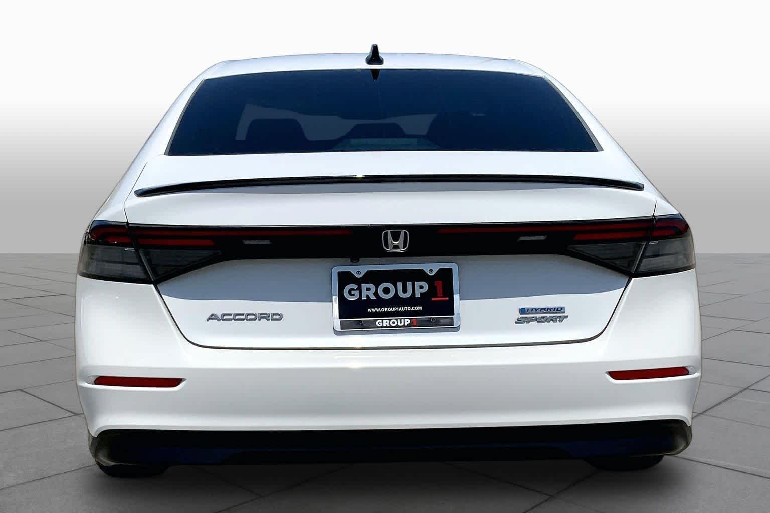 Used 2023 Platinum White Pearl Honda Sport image 5