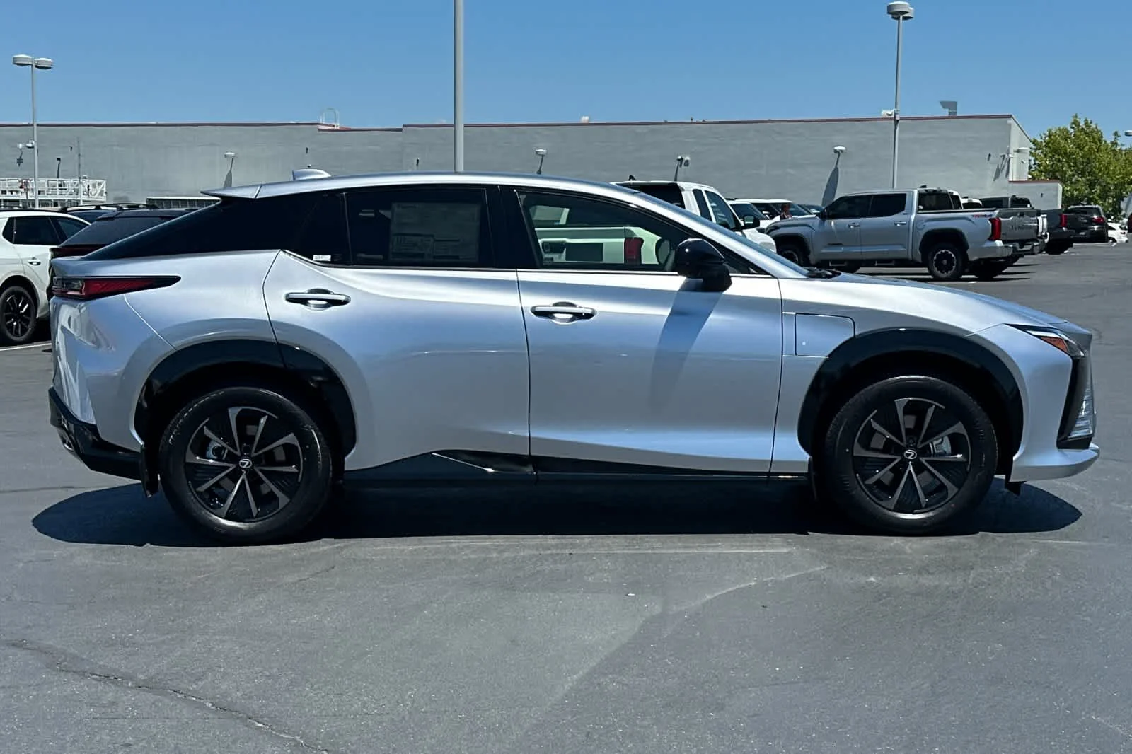 New 2026 Iridium Lexus  450e PREMIUM AWD image 6