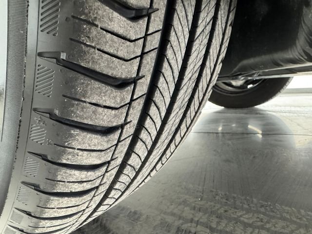 Certified Used 2026 Black Mercedes-Benz GLC 300 image 13