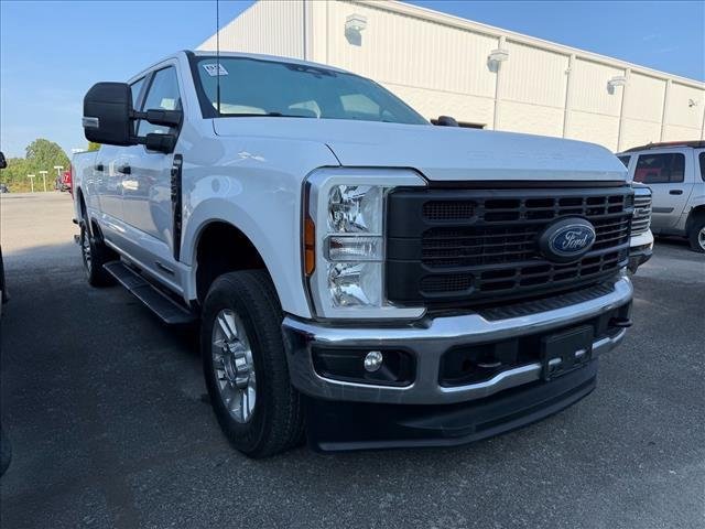 Used 2024 Oxford White Ford XL image 5