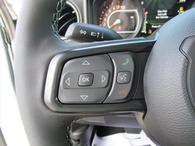 New 2026 Anvil Clear-Coat Exterior Paint Jeep Mojave image 24