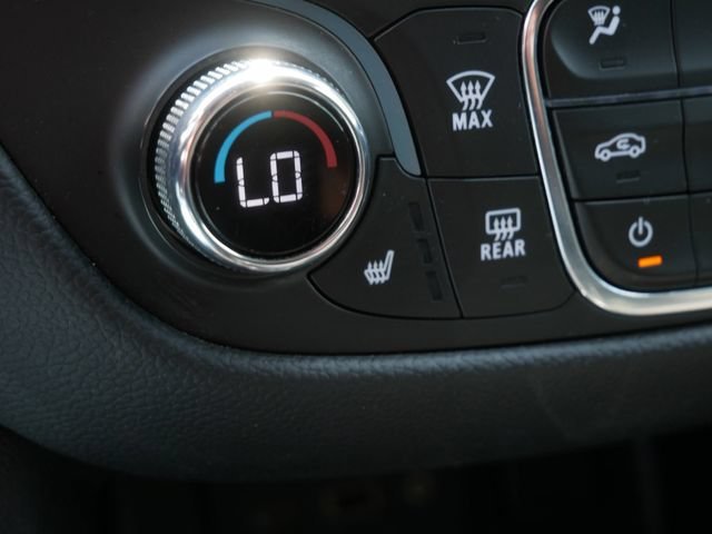 Used 2024 Summit White Chevrolet LT image 22