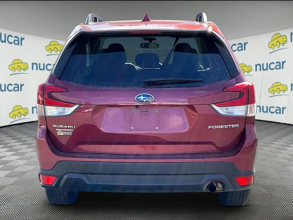 Used 2021 Crimson Red Pearl Subaru Premium image 5