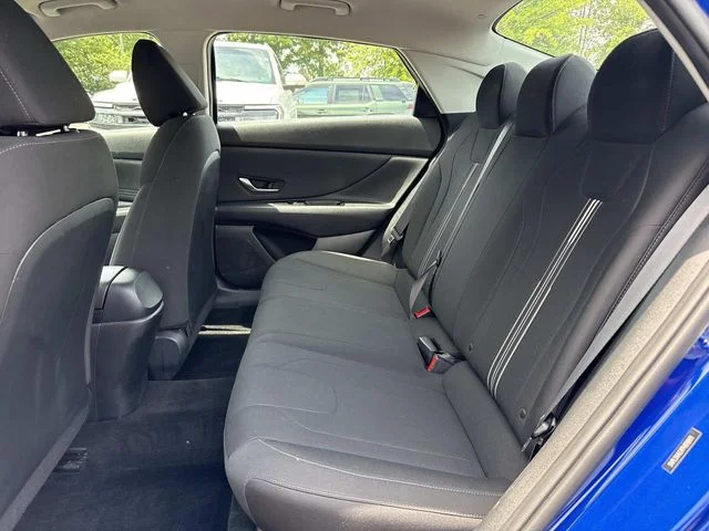 Used 2023 Blue Hyundai SEL image 14