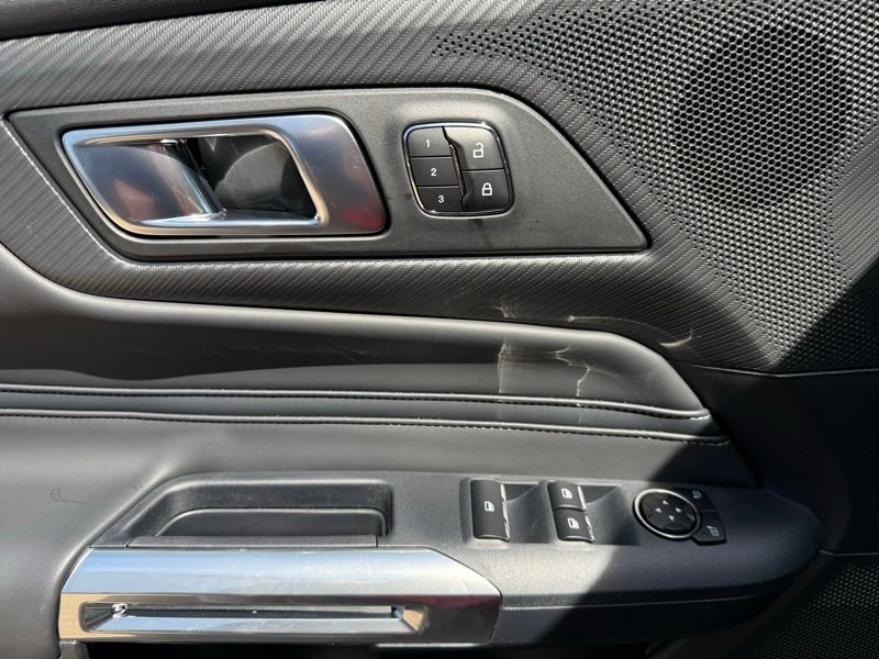 2025 Ford Mustang GT Premium Convertible - Photo 19