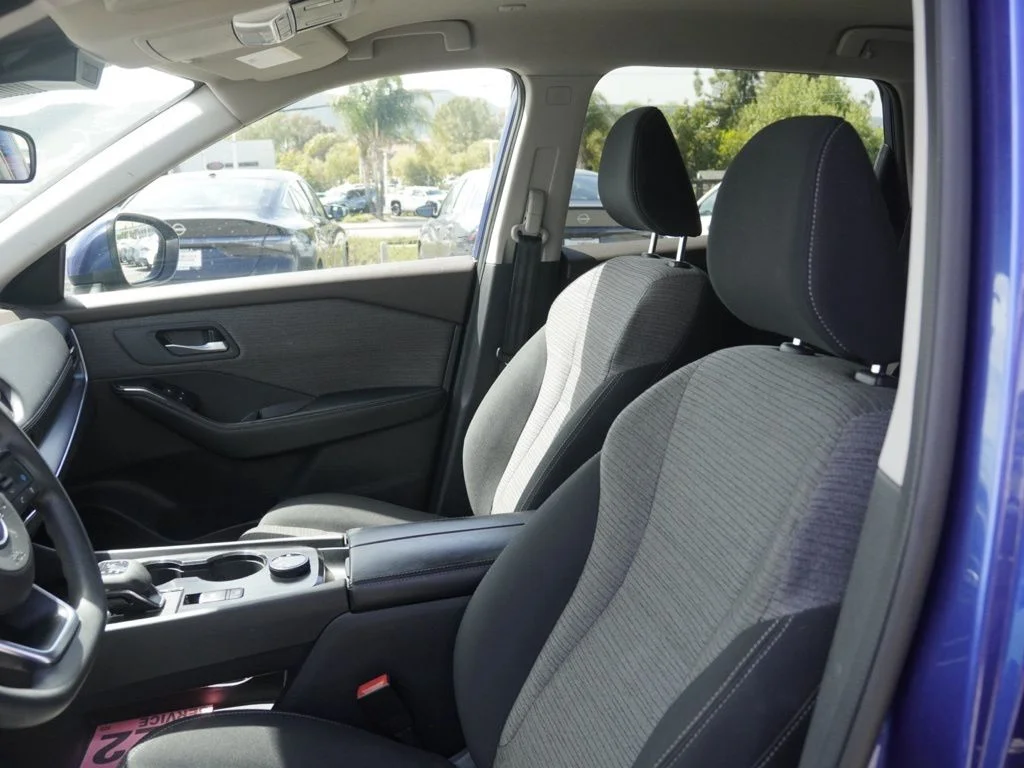 Used 2023 Blue Nissan SV image 15