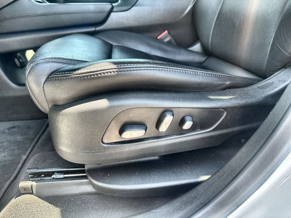 Used 2019 White Cadillac Luxury image 12