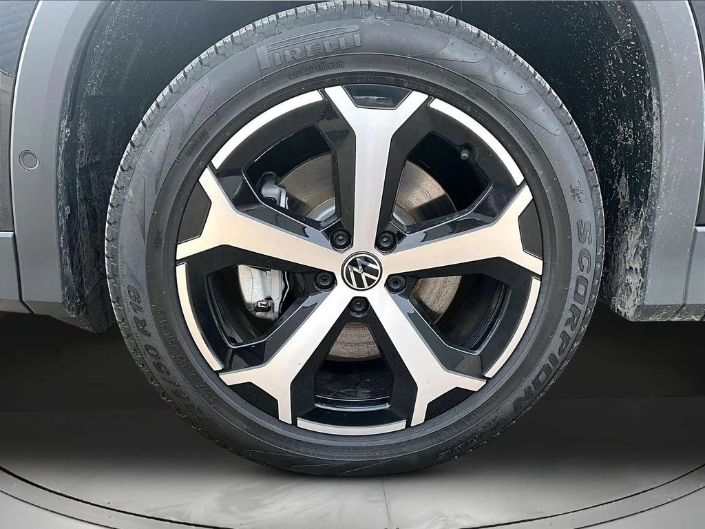 2026 Volkswagen Tiguan SE - Photo 15
