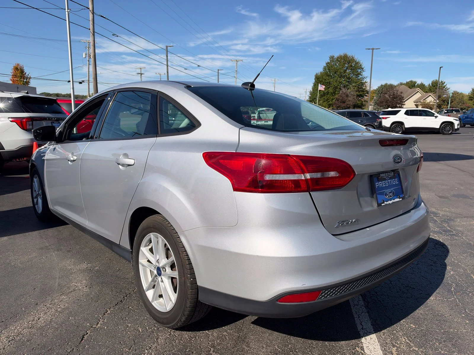 Used 2018 Silver Ford SE image 3