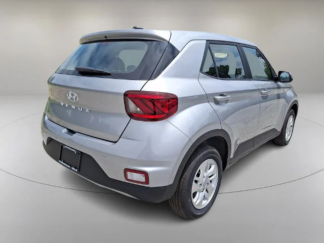 New 2026 Silver Hyundai SE image 7