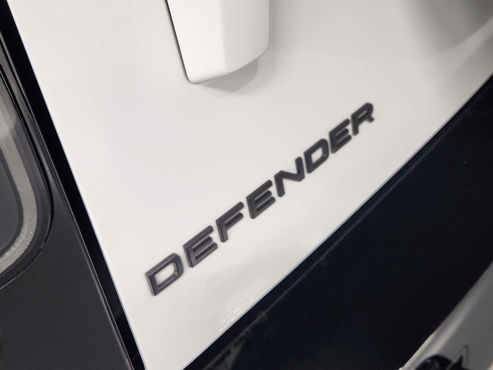 New 2026 Fuji White Land Rover V8 image 13