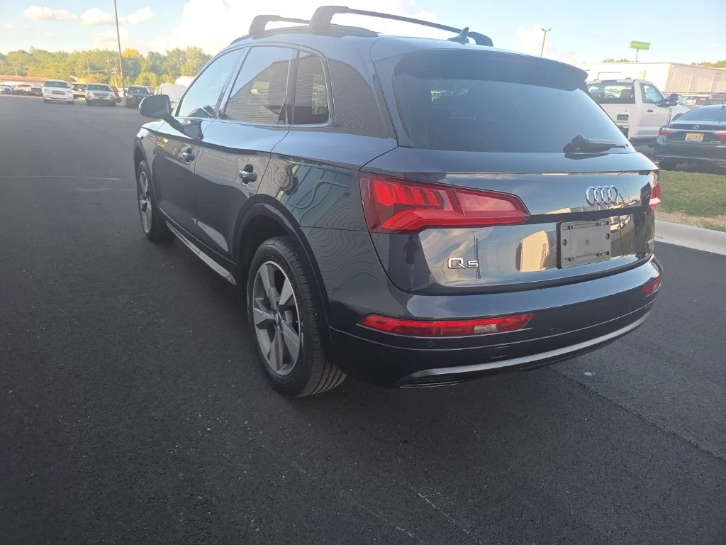 Used 2020 Blue Audi Premium image 8