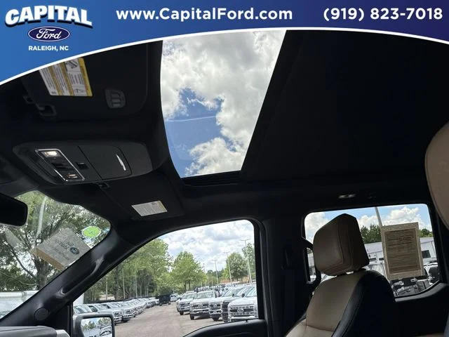 Used 2023 White Ford Lariat image 22