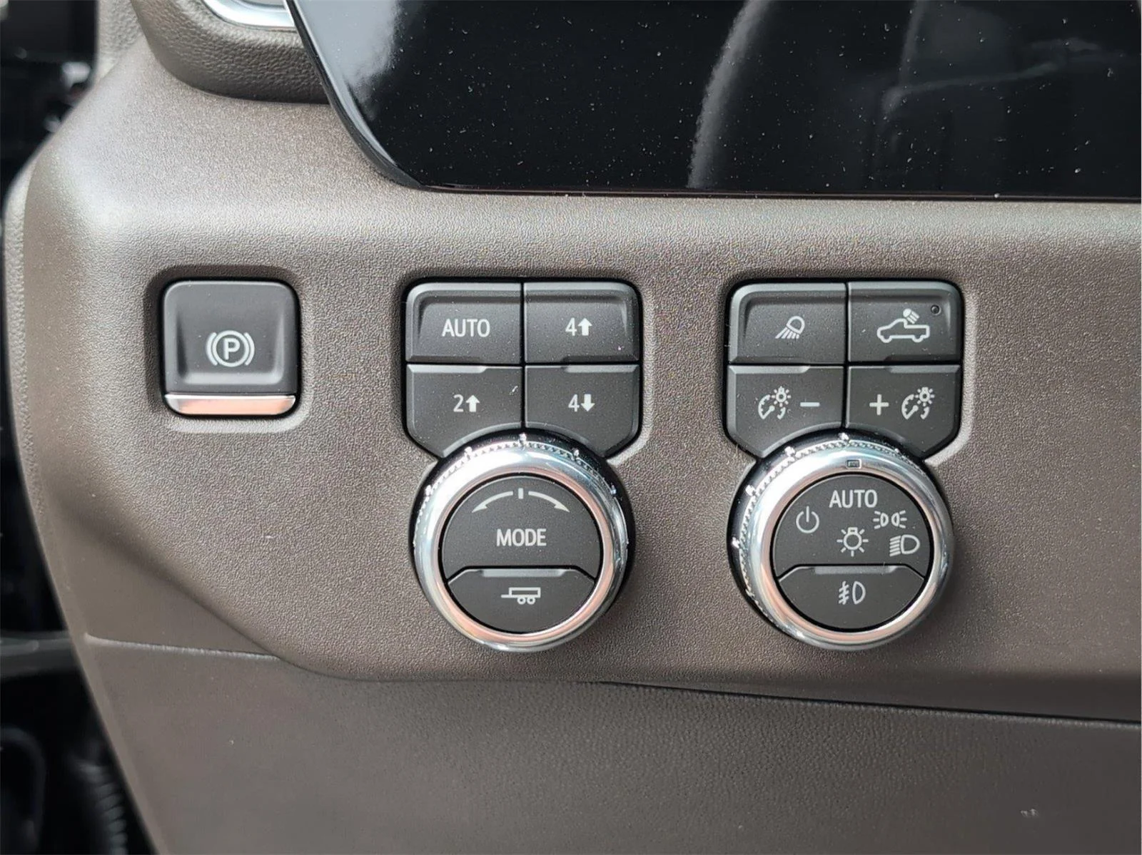 New 2026 Onyx Black GMC SLT image 17