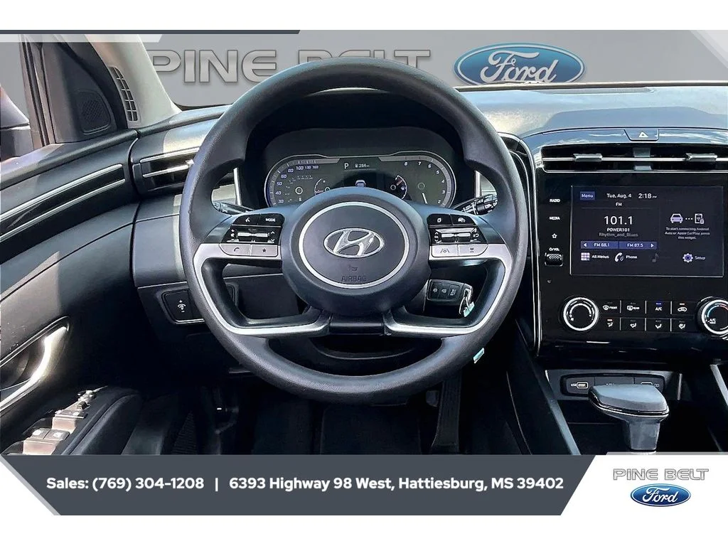 Used 2023 Phantom Black Hyundai SE image 5