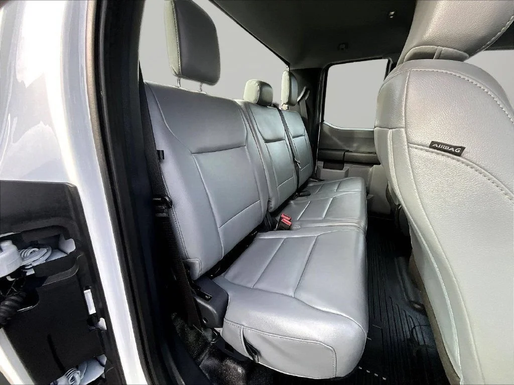 Used 2025 Oxford White Ford XL image 24