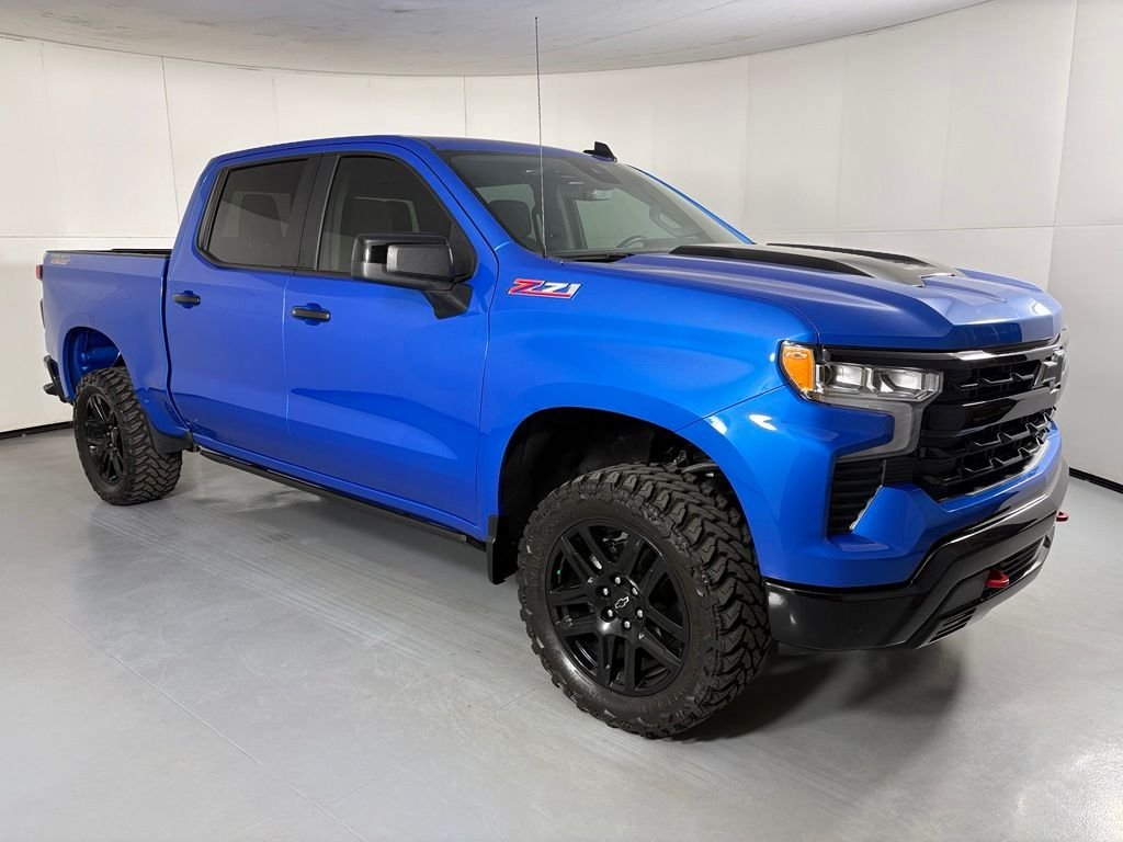 Used 2026 Blue Chevrolet LT Trail Boss image 2