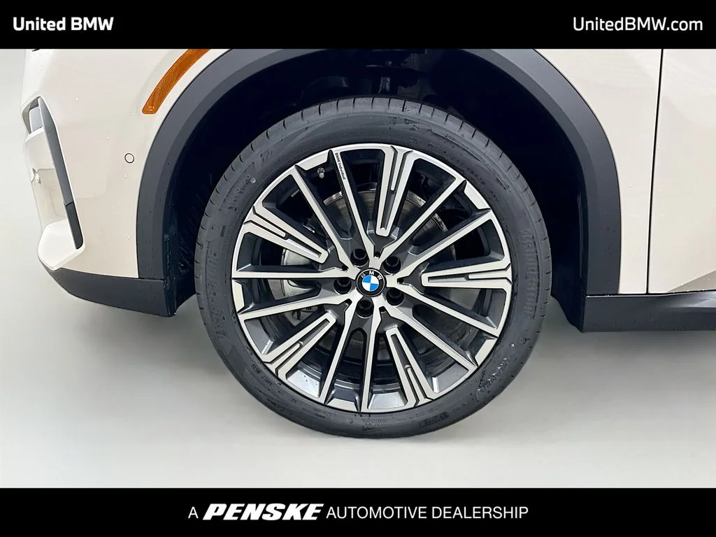 New 2026 Dune Grey Metallic BMW xDrive28i image 2