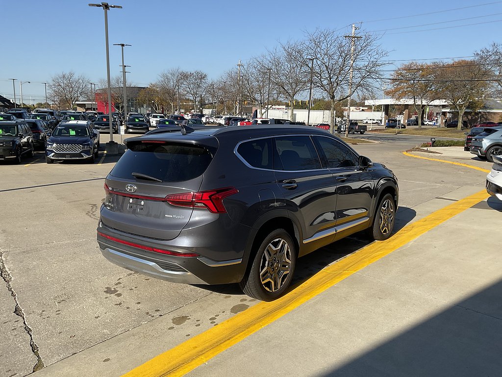 Certified Used 2023 Lagoon Blue Hyundai Limited image 3