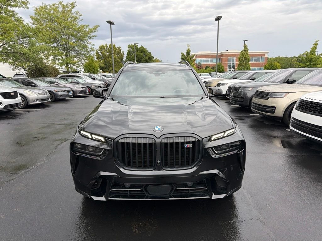Used 2024 Black Sapphire Metallic BMW M60i image 8