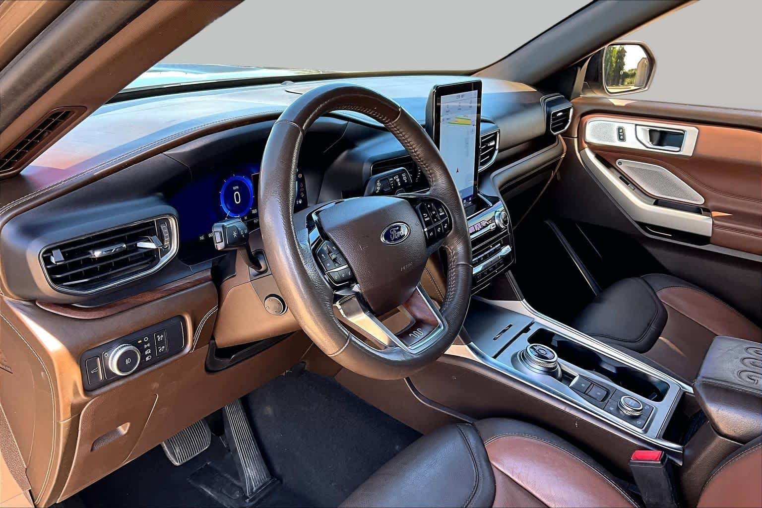 Used 2021 Stone Gray Metallic Ford King Ranch image 18