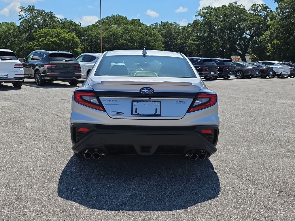 Used 2024 Ice Silver Metallic Subaru Premium image 7