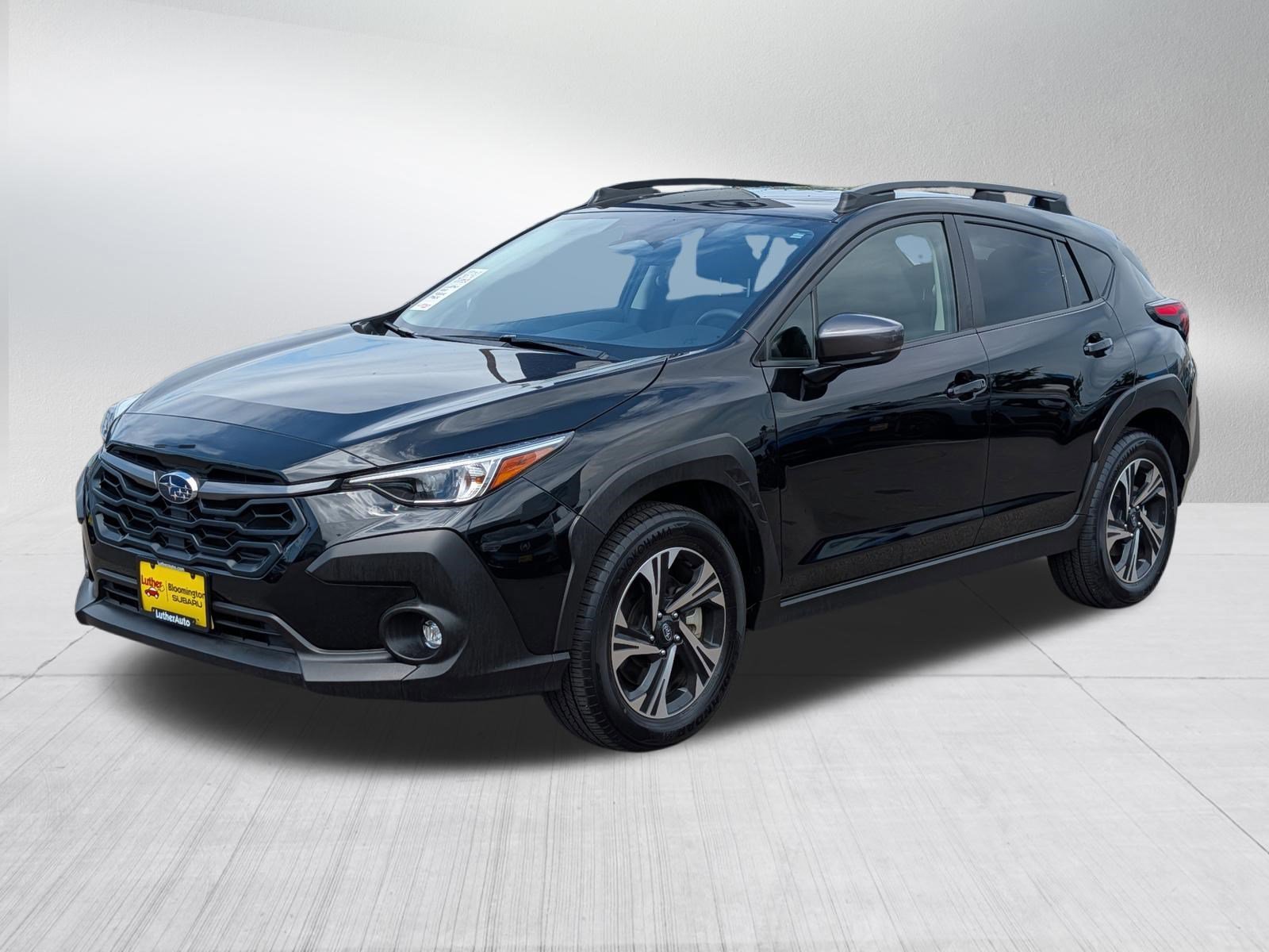 Used 2025 Crystal Black Silica Subaru Premium image 3