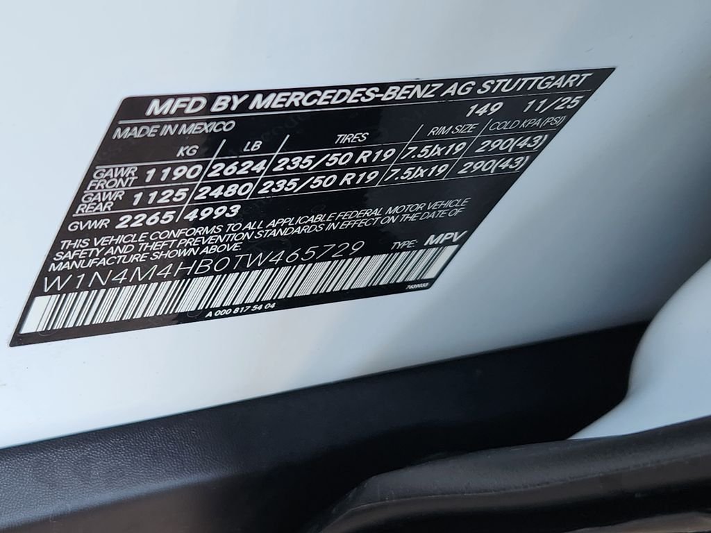 New 2026 Polar White Mercedes-Benz GLB 250 4MATIC® image 11