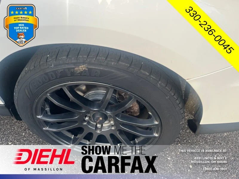 Used 2017 White Ford SEL image 9