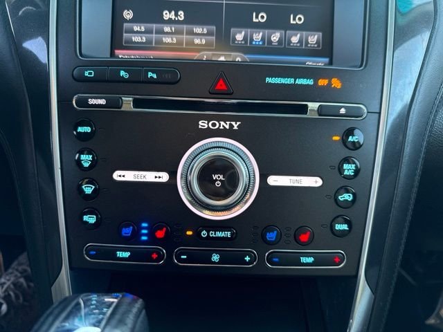 Used 2016 Black Ford Platinum image 21
