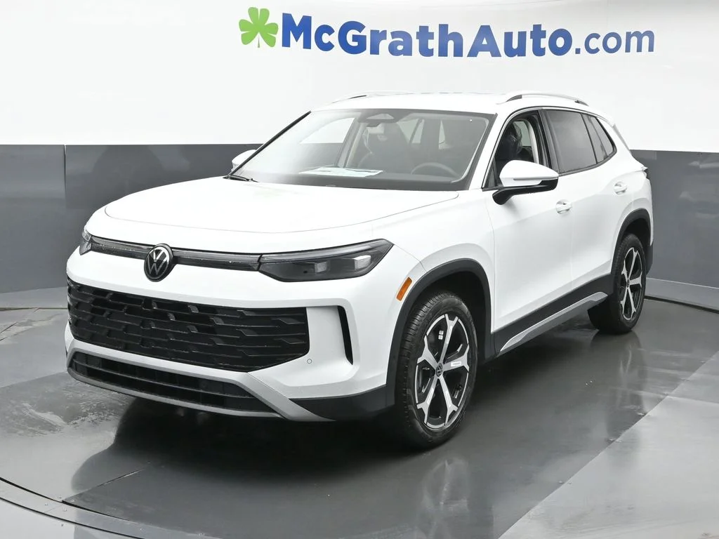 New 2026 White/off-white Volkswagen 2.0T SE image 16